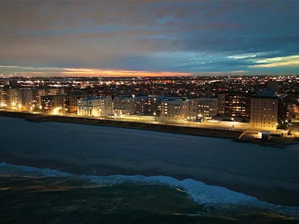 25 Neptune Boulevard #4H, Long Beach, NY 11561