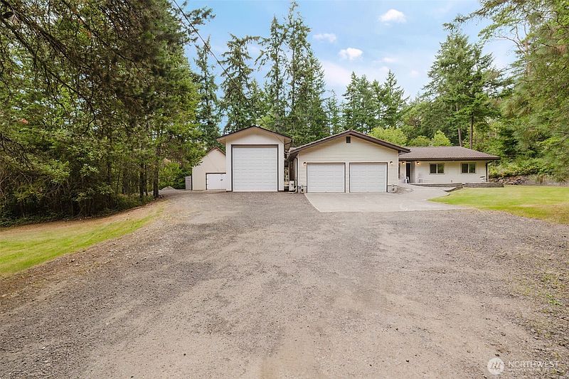 2nd image of 4601 SW Lake Flora Road