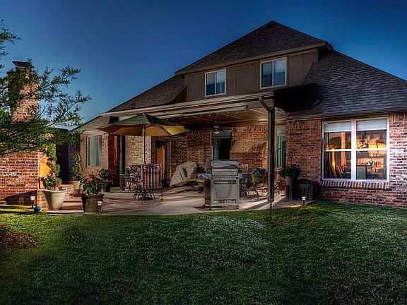 Back yard and spacious patio