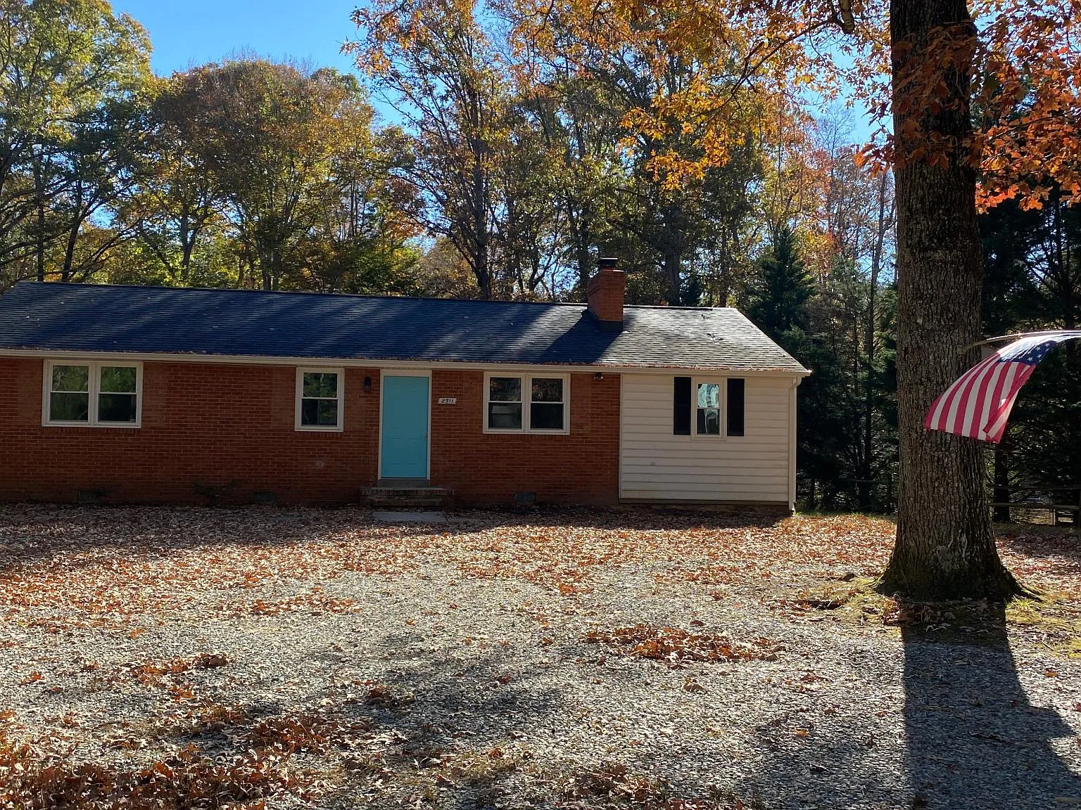 2511 Moseley Rd — Photo 1