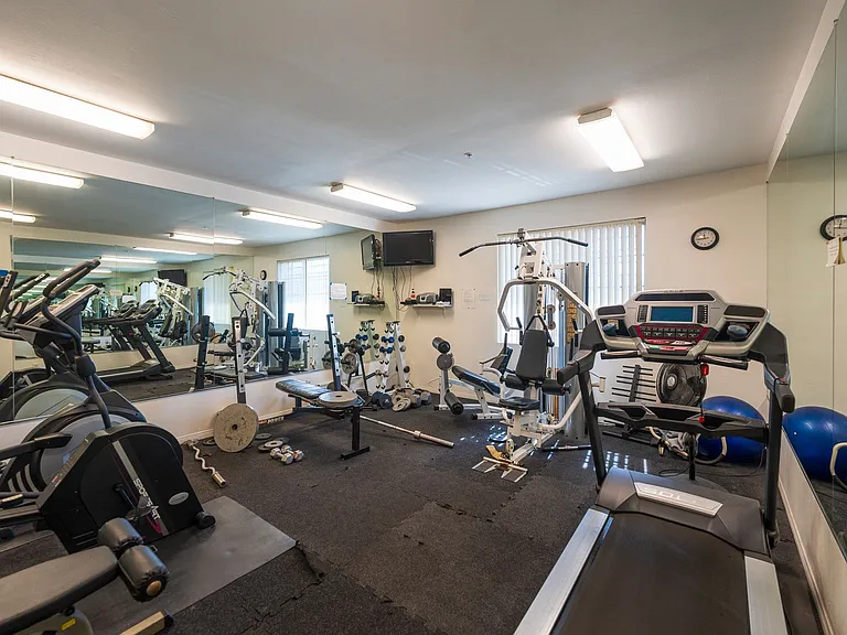 7100 La Tijera Blvd #D101 — Photo 25