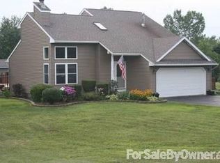 287 Maple Ln, Valatie, NY 12184