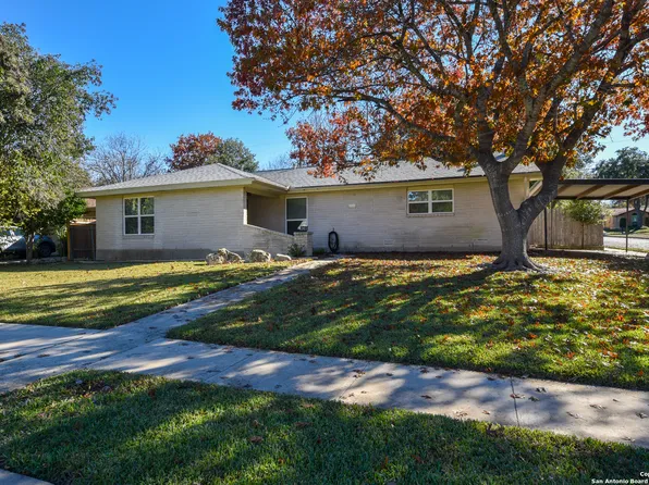 3322 Clearfield Dr, San Antonio, TX 78230