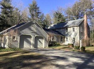 3 Tubwreck Dr, Dover, MA 02030