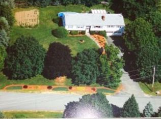 1 Pine Knoll Dr, Atkinson, NH 03811