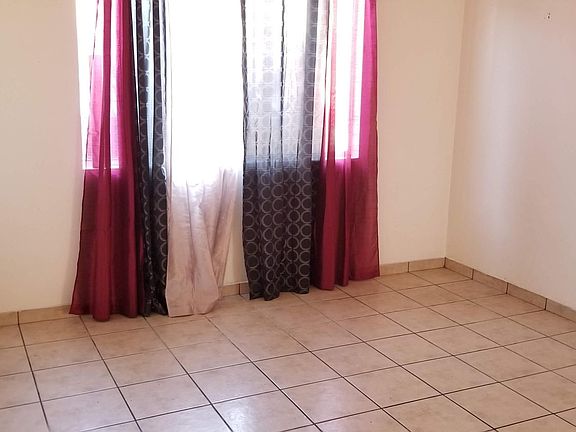 5th image of 2784 Conejo Dr #2