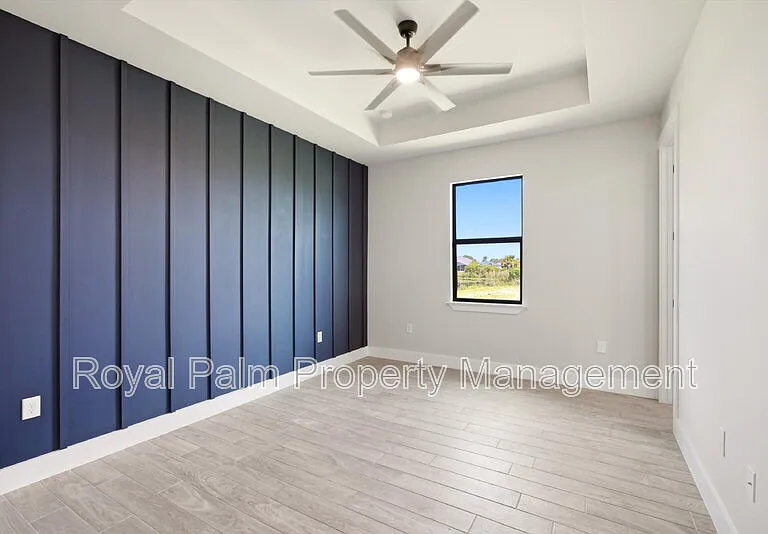 3750 NE 13th Ave — Photo 14