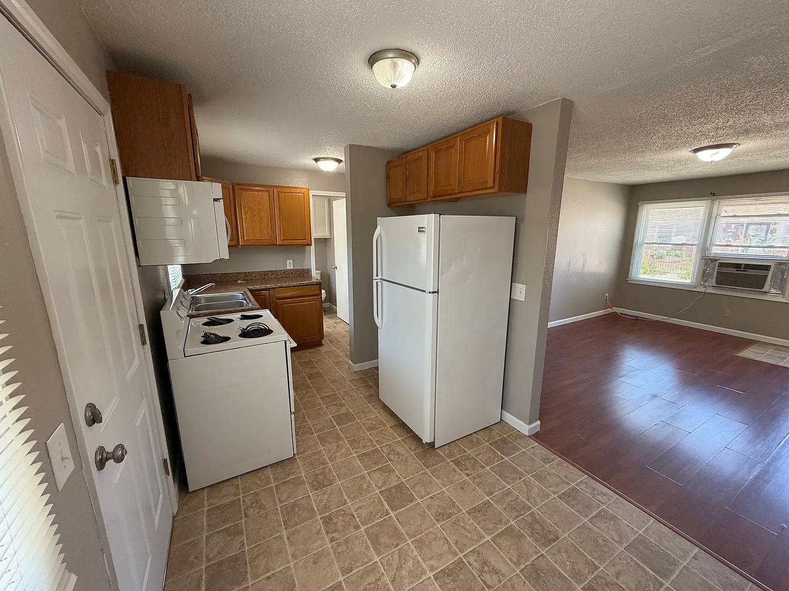 1 bed, 600 sqft, $725 — Photo 3