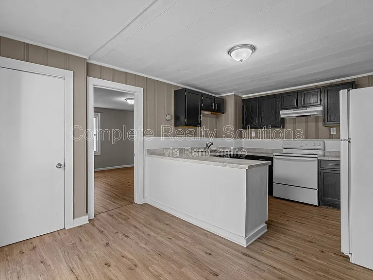 2724 Pasteur Ave — Photo 4