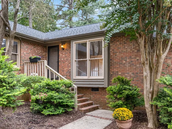 200 W Woodcroft Pkwy APT 50B, Durham, NC 27713