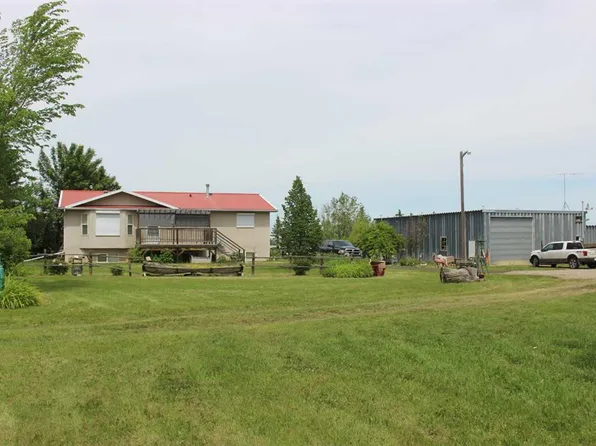 61048 East Ave #844, Pincher Creek, AB T0K 1W0