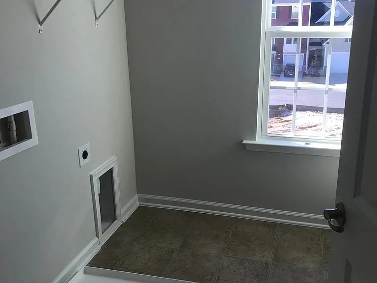 239 Roche Dr — Photo 8