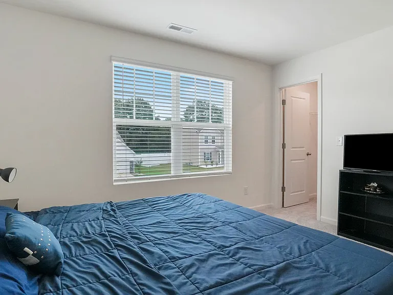 530 Cessna Dr — Photo 26