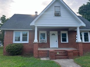 305 N North 3rd Ave #A, Hopewell, VA 23860