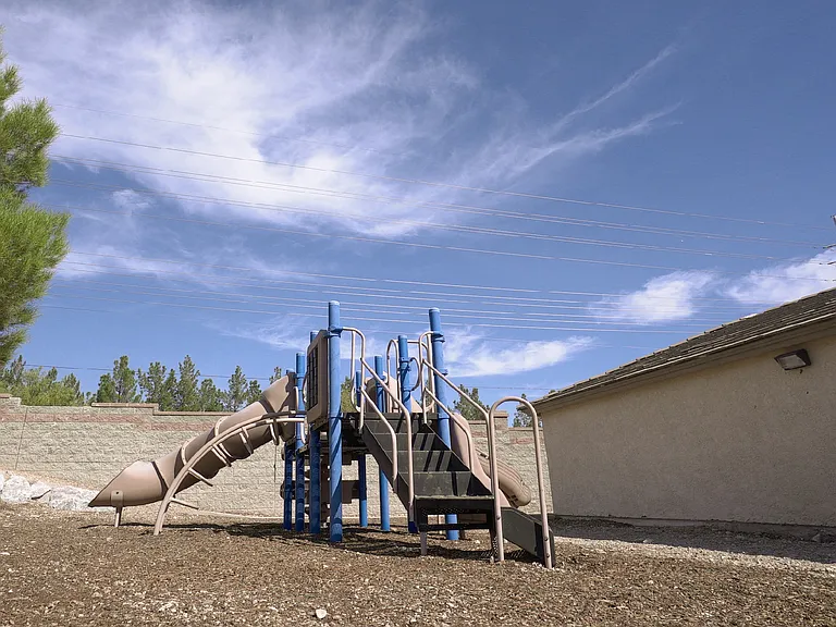 Carlisle at Summerlin — Photo 7