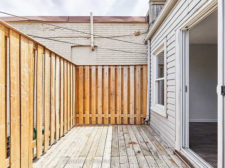 363 Barton St E #3 — Photo 11
