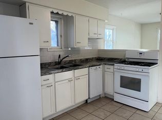 3200 Center St APT 7, Omaha, NE 68105