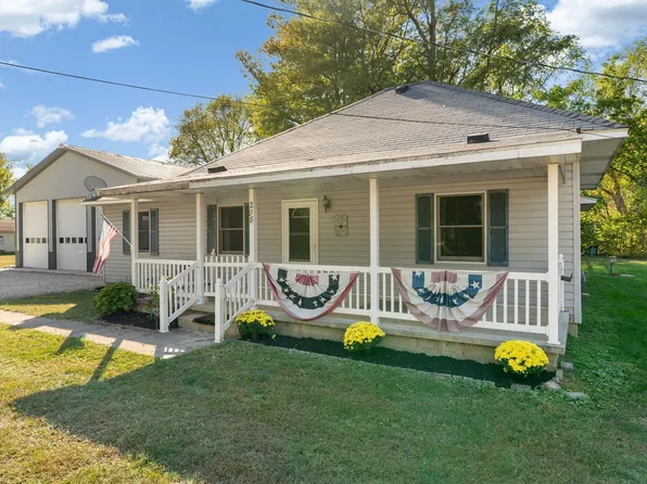 208 S West St, Idaville, IN 47950