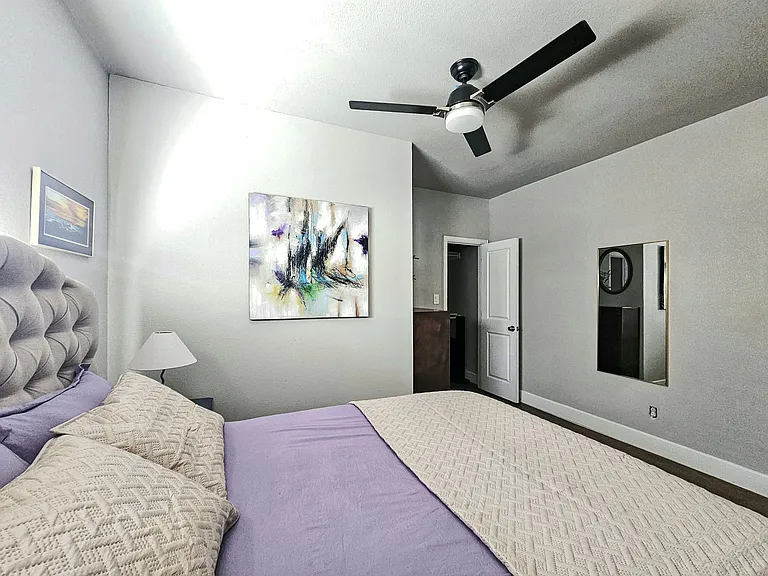 2227 Washington Ave — Photo 14