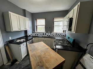 4 Centre St #3, Boston, MA 02119