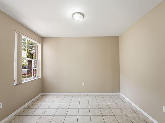 4th image of 5041 SW 152nd Avenue