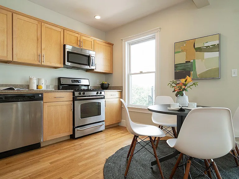 321 Centre St #2 — Photo 9