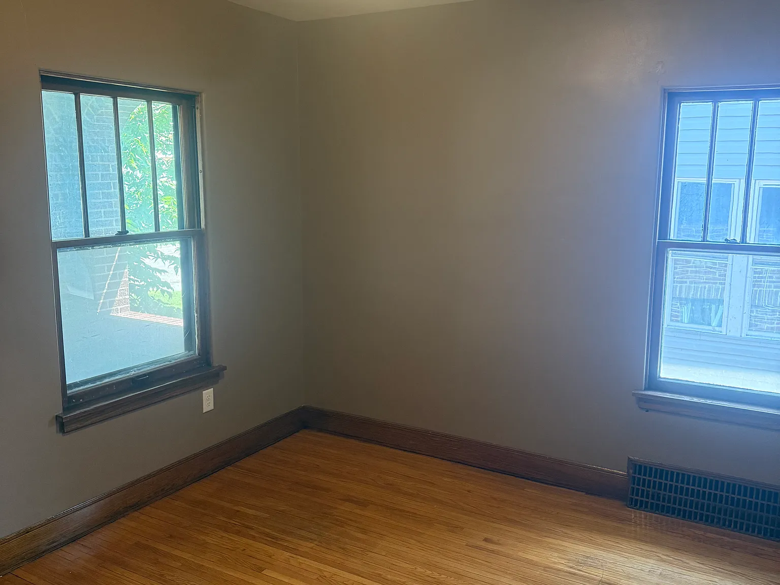 4 bed, 1271 sqft, $1,525 — Photo 3