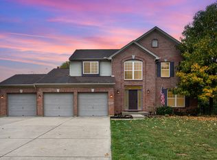 8323 Woodcreek Dr, Florence, KY 41042
