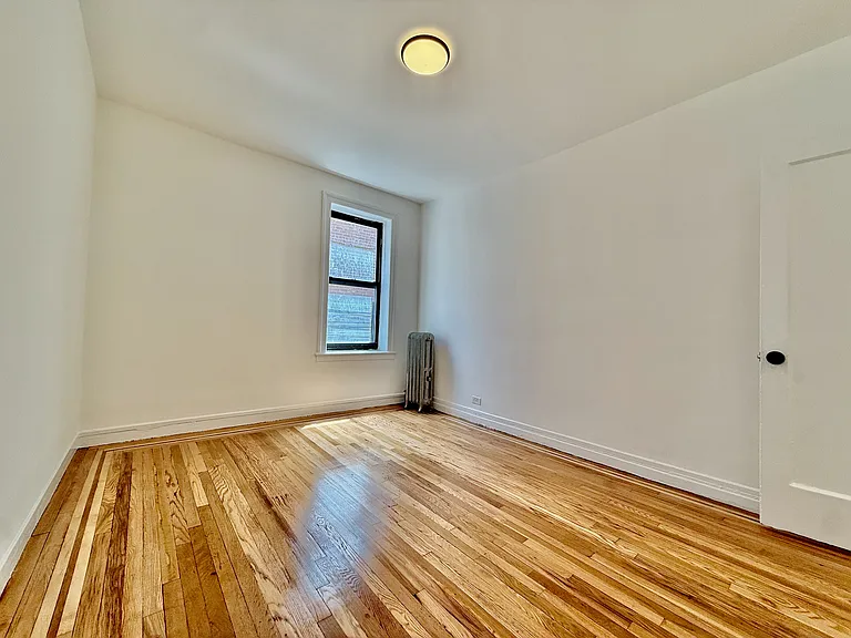 2156 Cruger Ave #3M — Photo 9