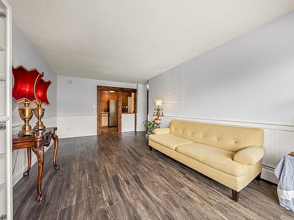 5th image of 611 Blackford St #208