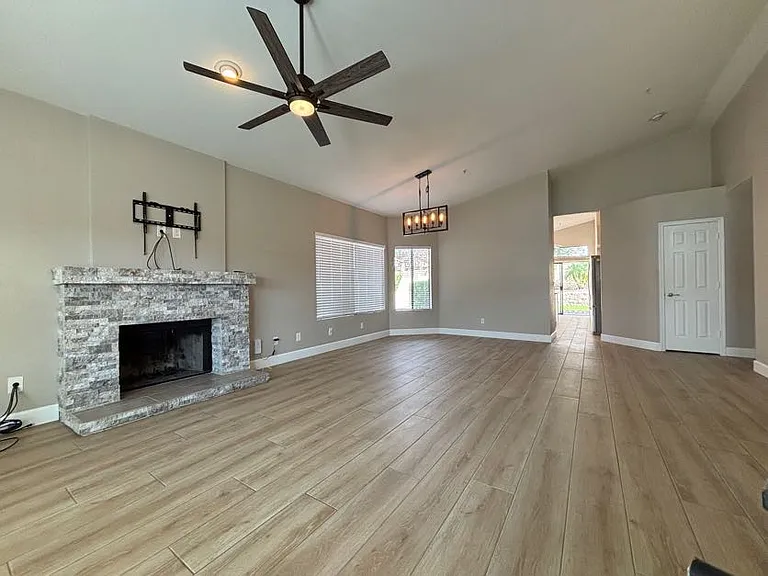 12895 N 95th Way — Photo 5
