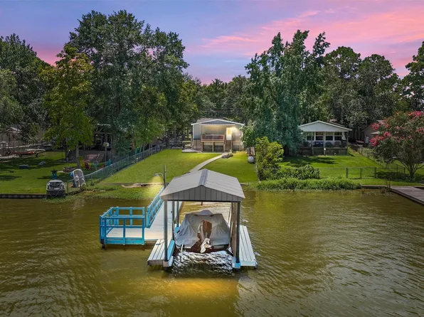 136 Thunderbird Dr, Gun Barrel City, TX 75156