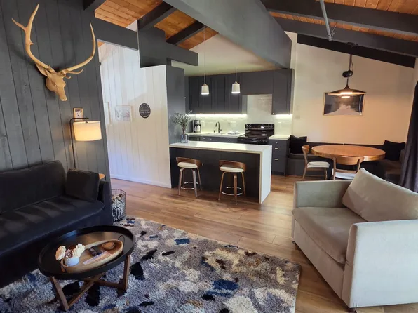 3252 Chateau Rd Suite 42, Mammoth Lakes, CA 93546