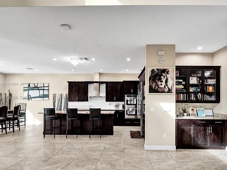 6804 N Stillwater Shores Dr — Photo 1
