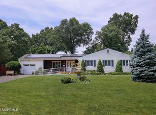 102 Stratford Rd, Tinton Falls, NJ 07724