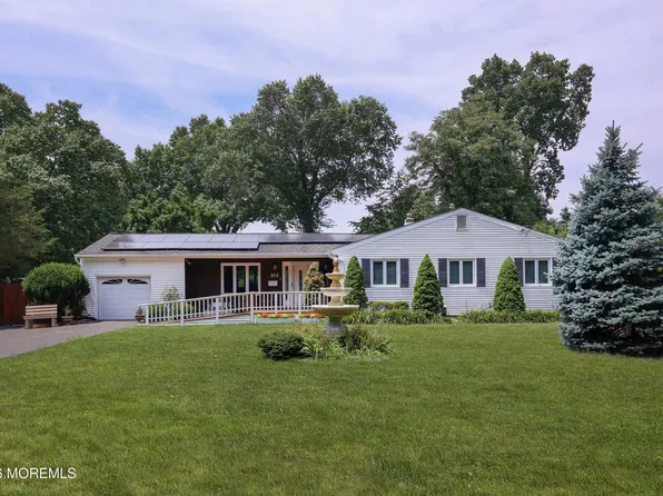 102 Stratford Road, Tinton Falls, NJ 07724
