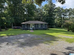 8081 Cavern Rd, Trussville, AL 35173