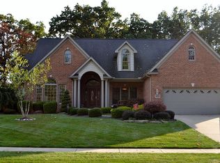 2146 E Park Dr, Uniontown, OH 44685