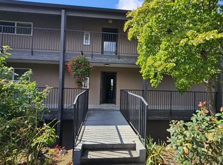 1425 S Puget Dr APT 203, Renton, WA 98055