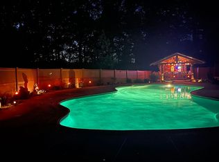 18614 Falls Rd, Hampstead, MD 21074