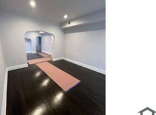 3348 W Lexington St #1, Chicago, IL 60624