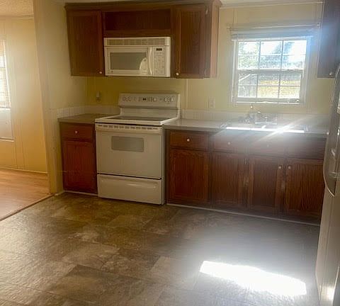 4th image of 5168 Kinderlou Clyattville Rd