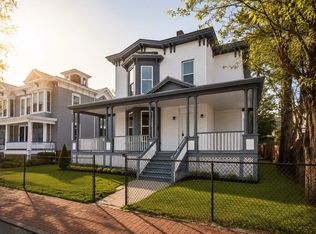 64 Thompson St, Springfield, MA 01109