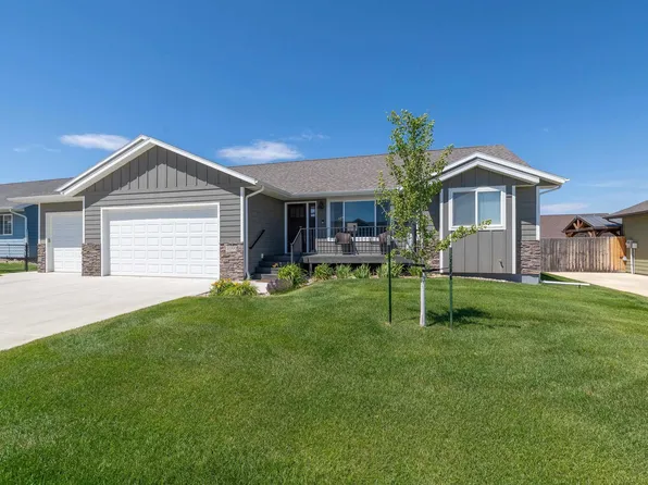 4355 Vinecliff Dr, Rapid City, SD 57703