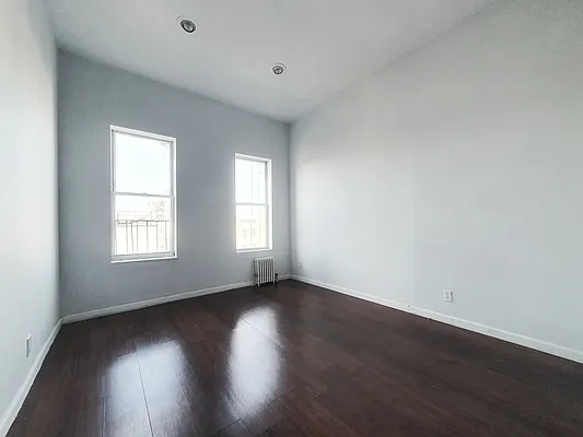 Rented by Corcoran | media 14