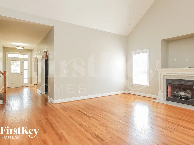 85 Great Oak Dr — Photo 5