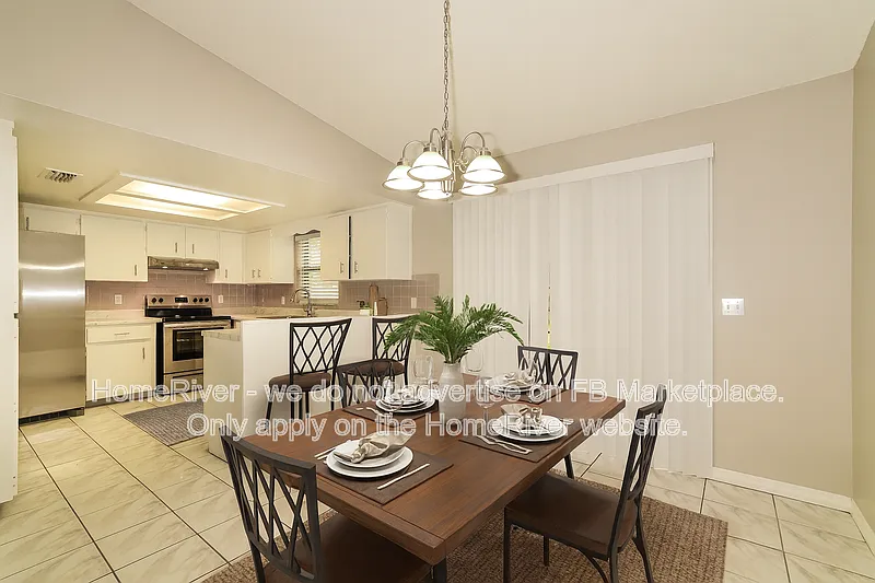 3 bed, 2.0 bath, 1586 sqft, $2,235 — Photo 2