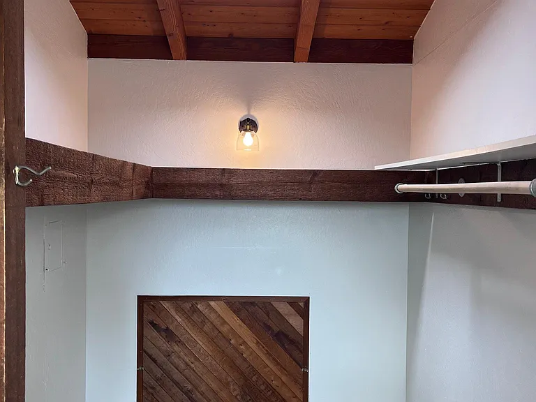 Walk In Closet