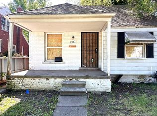 11952 Rossiter St, Grosse Pointe, MI