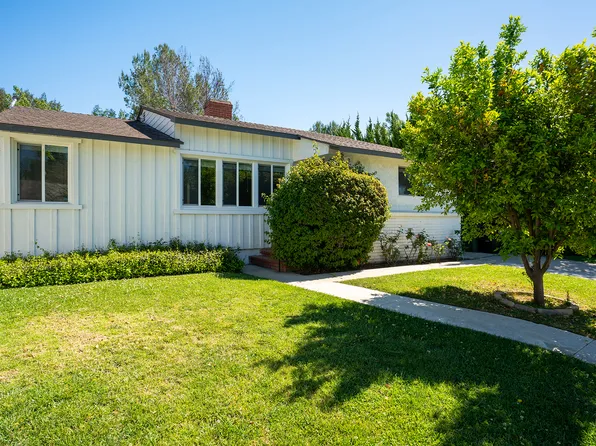 5840 Allott Ave, Van Nuys, CA 91401